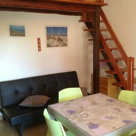 Holiday home Bilocale La Cinta